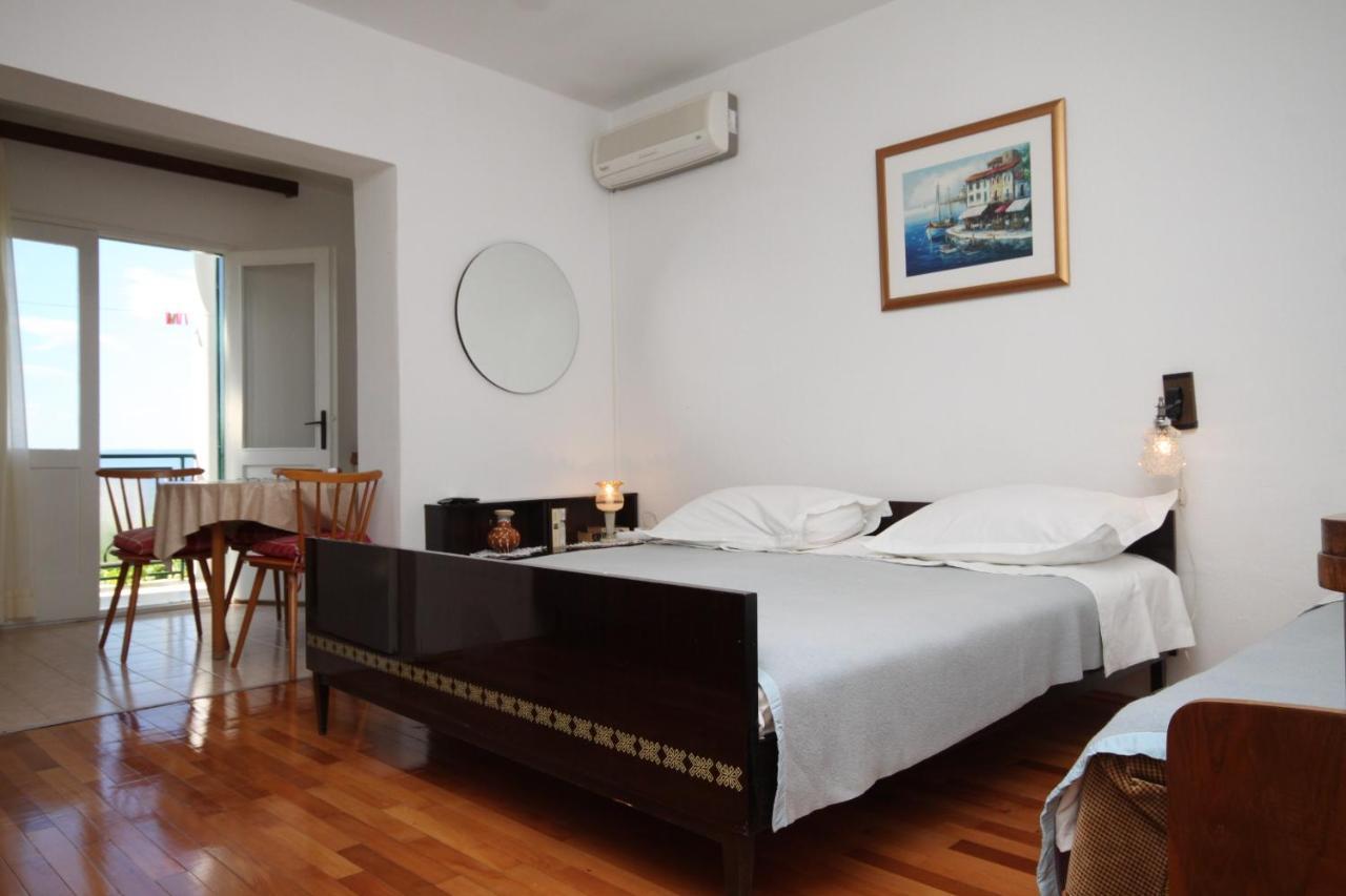 Apartments And Rooms With Parking Space Tucepi, Makarska - 6901 Exterior foto