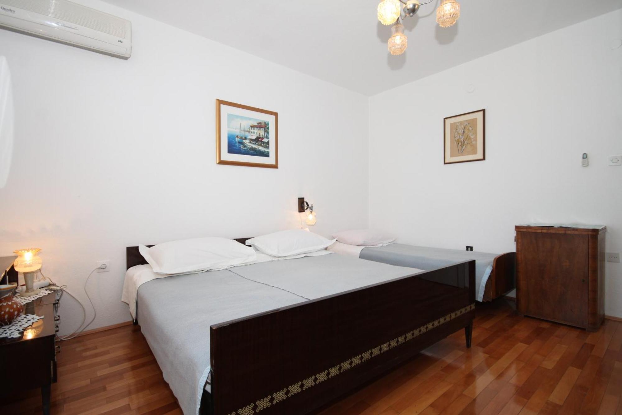 Apartments And Rooms With Parking Space Tucepi, Makarska - 6901 Cameră foto